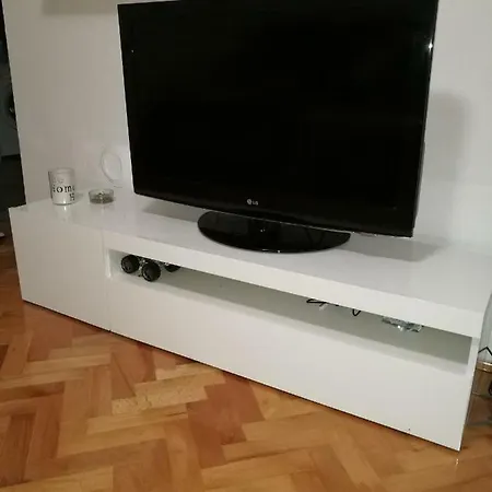 Apartman Andy 풀라